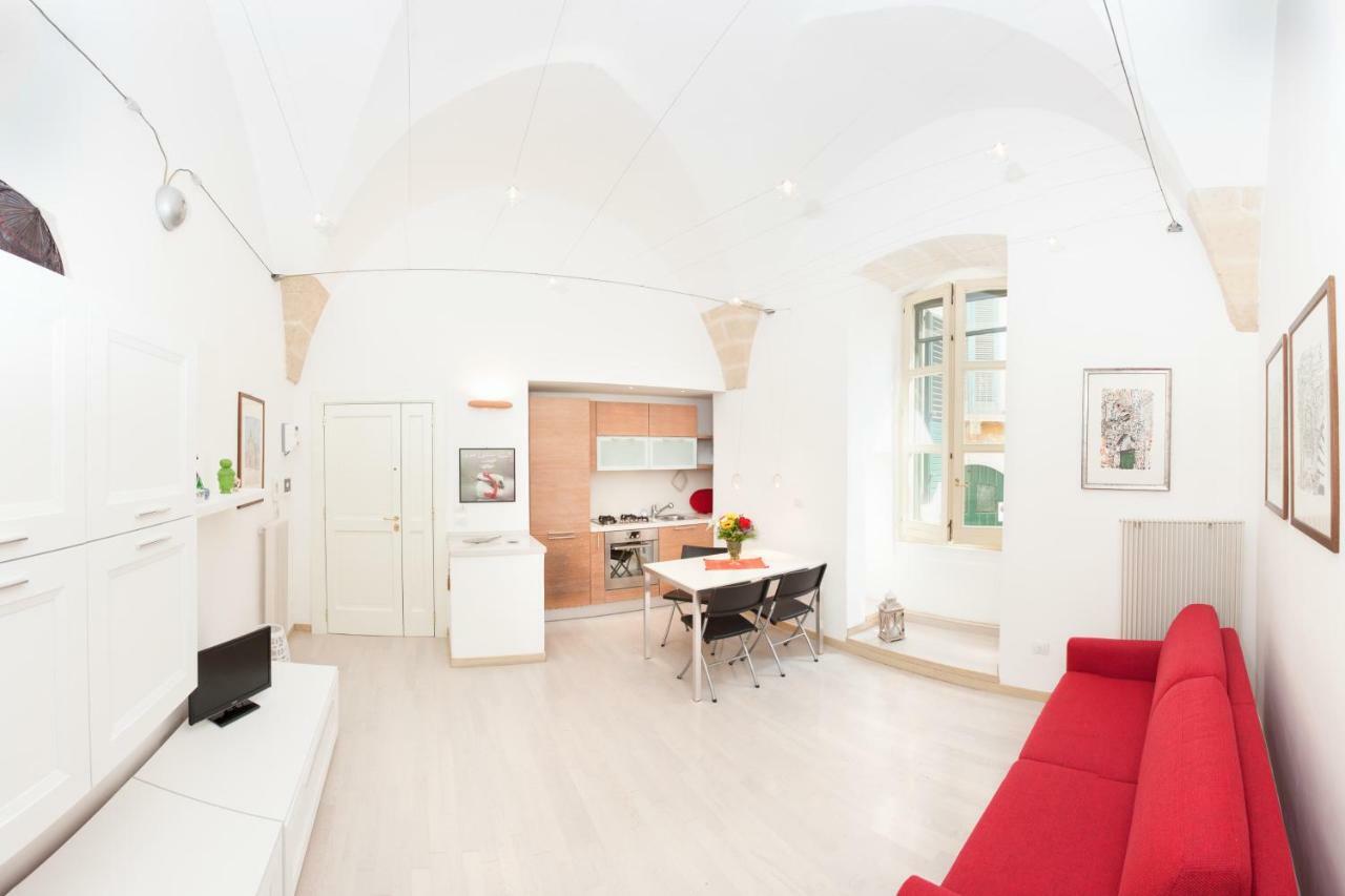 La piccola dimora dell' Alcantarine Appartamento Lecce Esterno foto